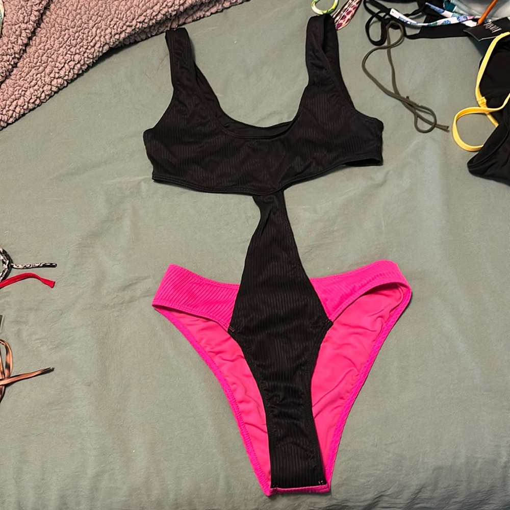 Icon swim bikini